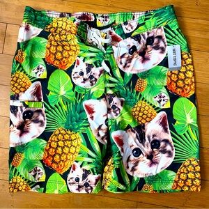NWT Hot Topic Men’s Kitten Pineapple Board Shorts XL